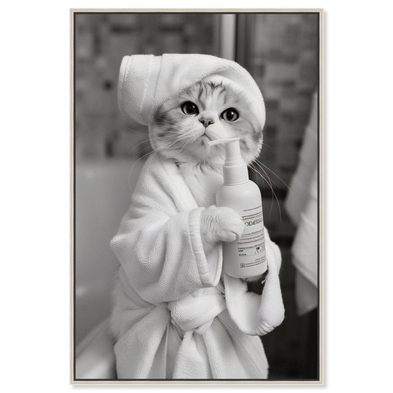 «Cat Bath Ready» par Art Remedy, Noir, noir, noir, noir, Reproduction encadrée sans passe-partout, H 16 po x l 11 po