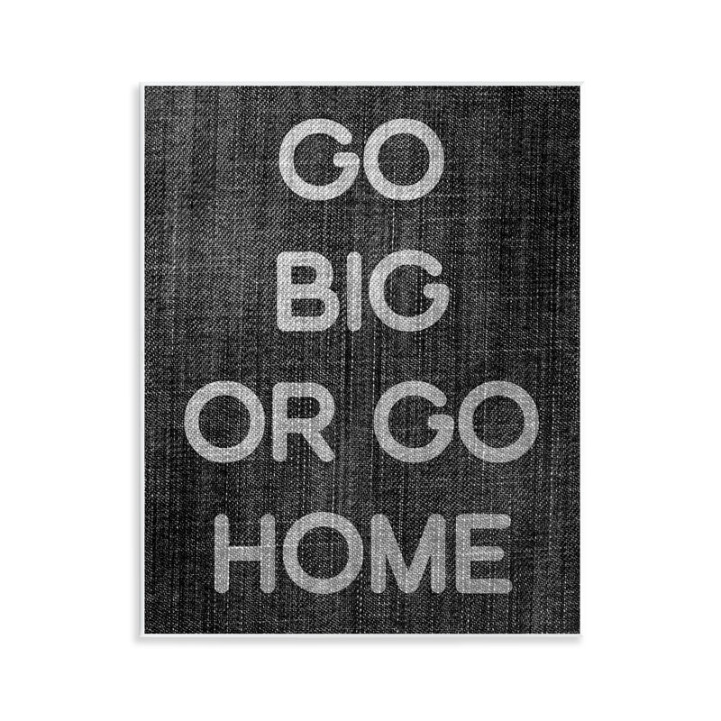 Art mural «Go Big or Home» par Daphne Polselli