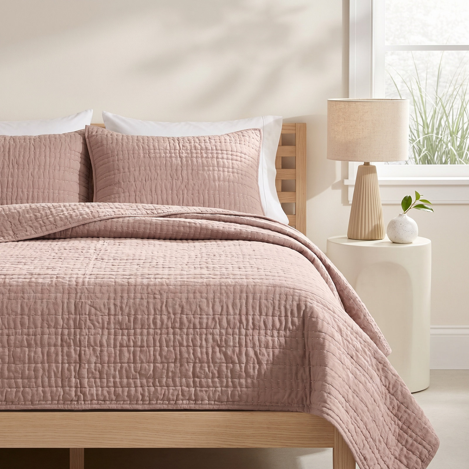 Channel Handstitched Quilt Set, Praline Chambray, Twin Quilt