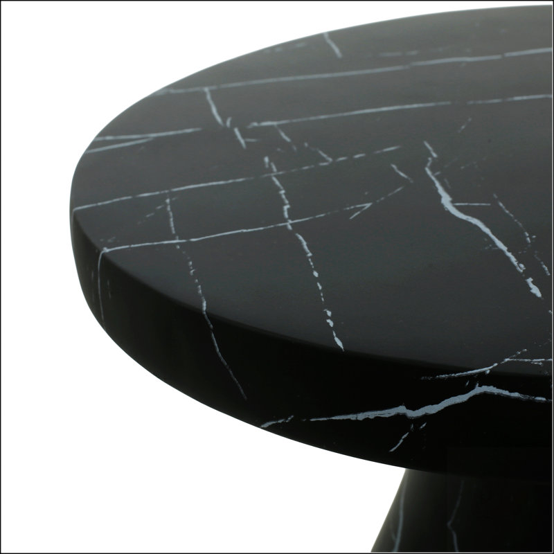 Table d'appoint d'extérieur en travertin MGO, table de bout en béton léger avec effet marbre pour un décor extérieur élégant
