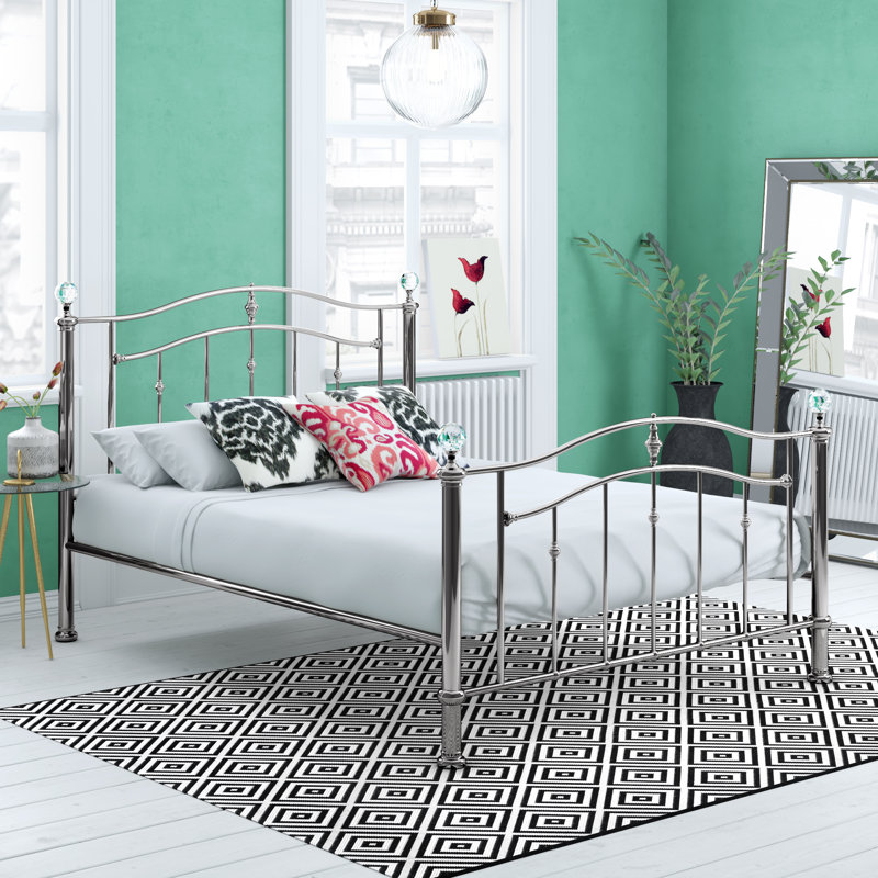 Taryn Metal Bed, Double (4'6)