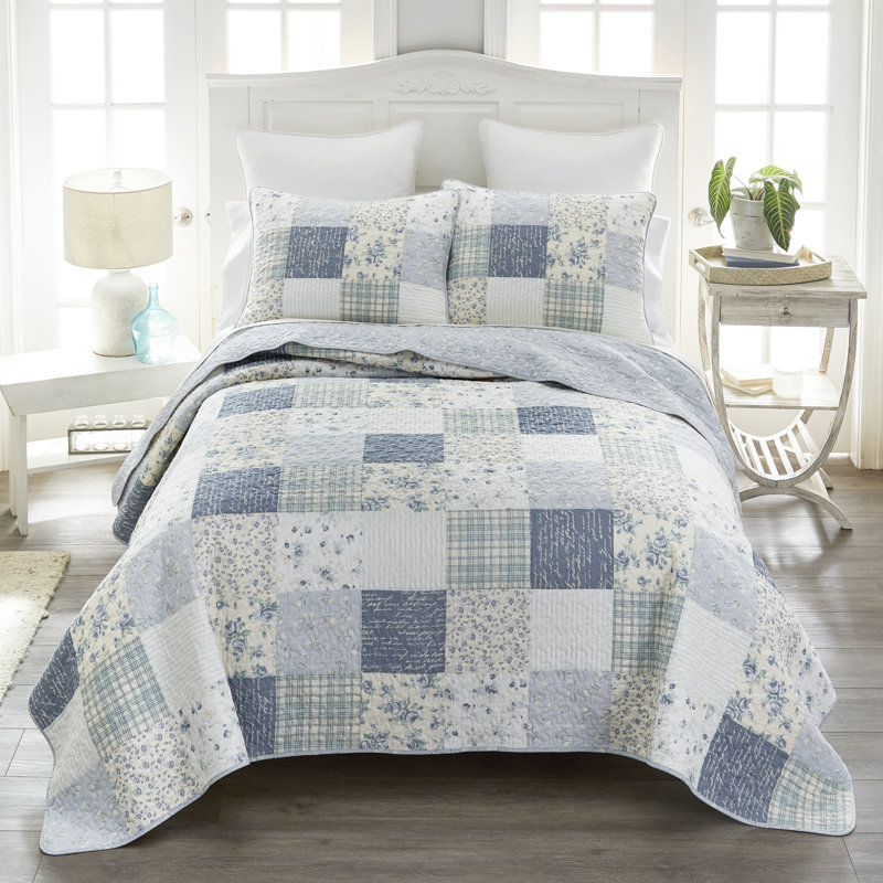 Donna Sharp Blue Pastures Pieced Cotton 3PC California King Quilt Set, California King