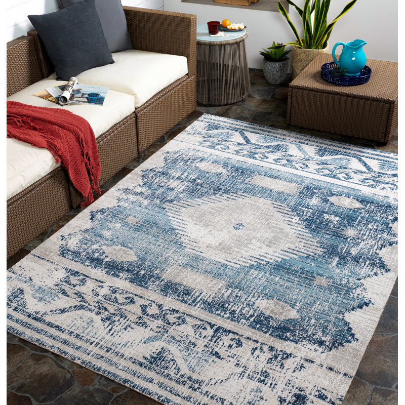 Tapis bleu intérieur / extérieur Enciso, Rectangle 5 pi 3 po x 7 pi