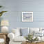 Summer Seagulls Crowding Shore, reproduction encadrée sous verre, conception de Sissi et Seb-645250617-645250616