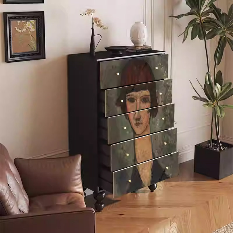 Armoire en bois de noyer avec grand espace de rangement