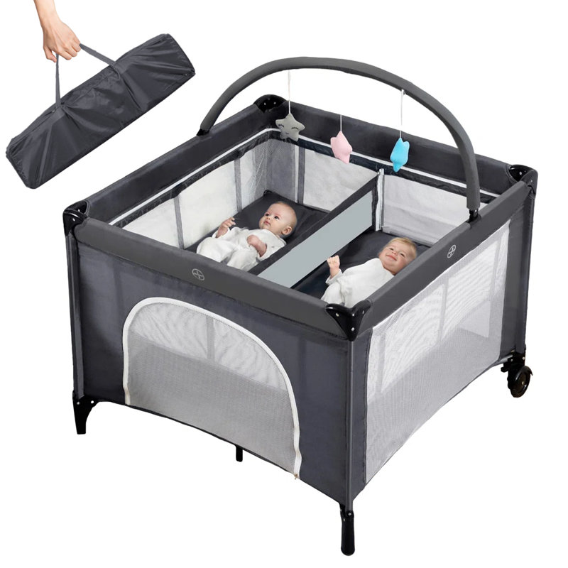 Berceau simple - double berceau pliable pour les jumeaux avec jouets suspendus et panier de rangement, ensemble de lit de chevet portatif et sac de jeu avec sac de transport gris