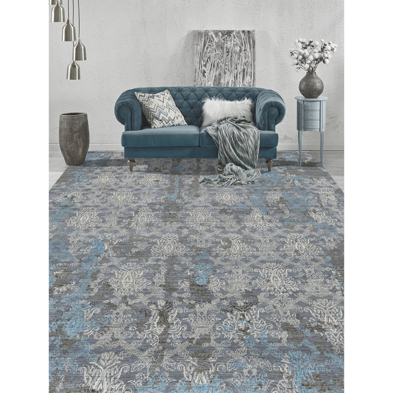 Pearl Oriental Area Rug in Gray, Rectangle 8' x 10'