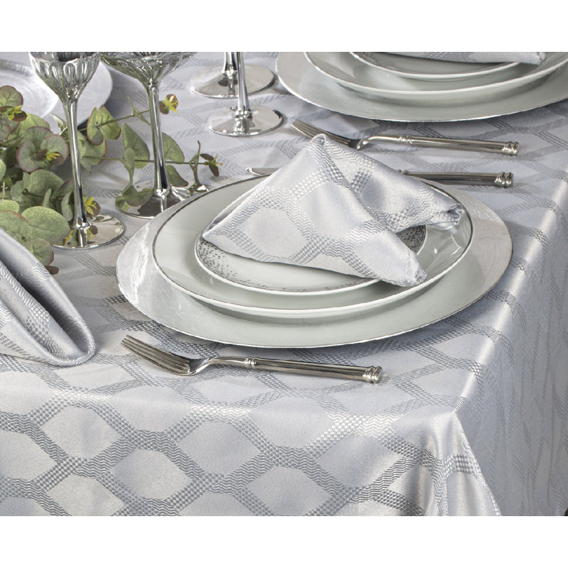 Waterside 9pc Geo Tablecloth Set, Silver