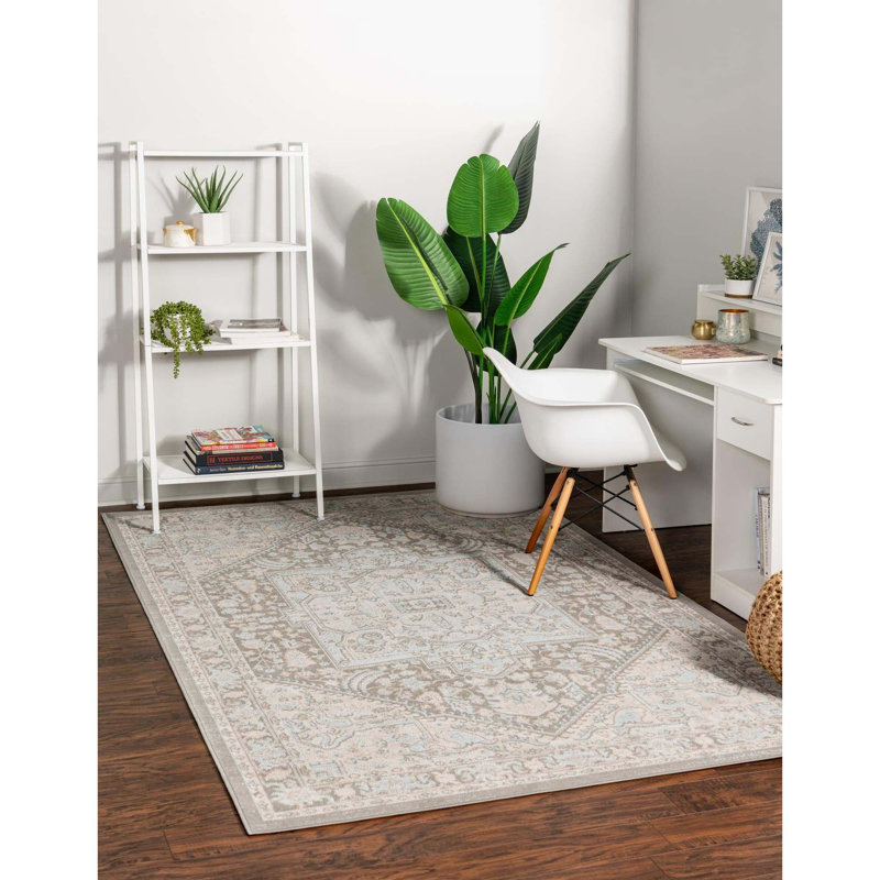 Shaundrelle Oriental Indoor Rug, Rectangle 7'10" x 10'