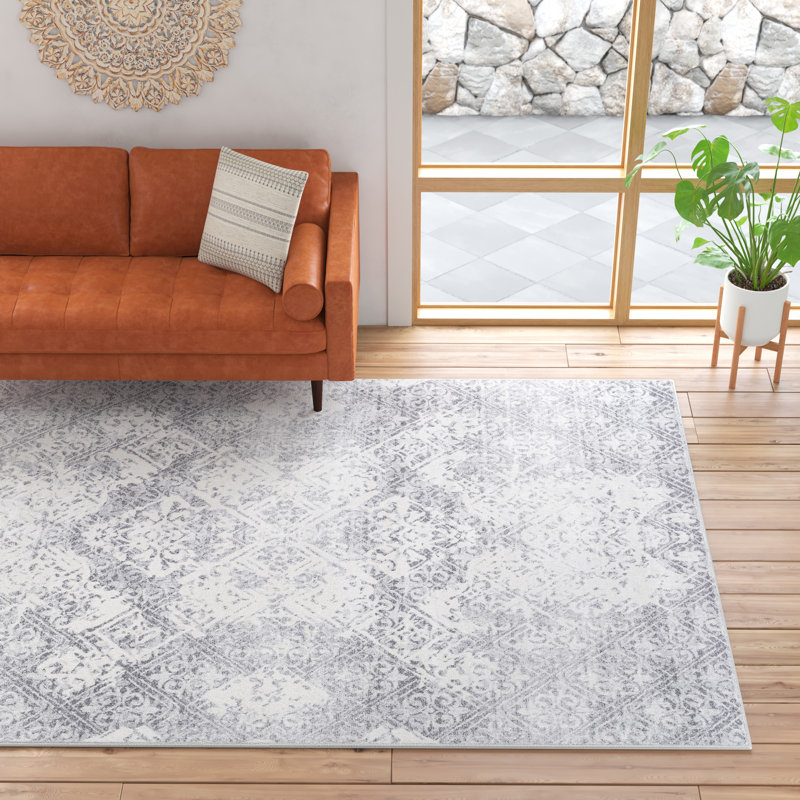 Shyann Abstract Indoor Rug, Rectangle 5'3" x 7'1"