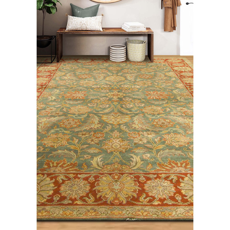 Hand Knotted Wool Oriental Area Rug in Green And Red