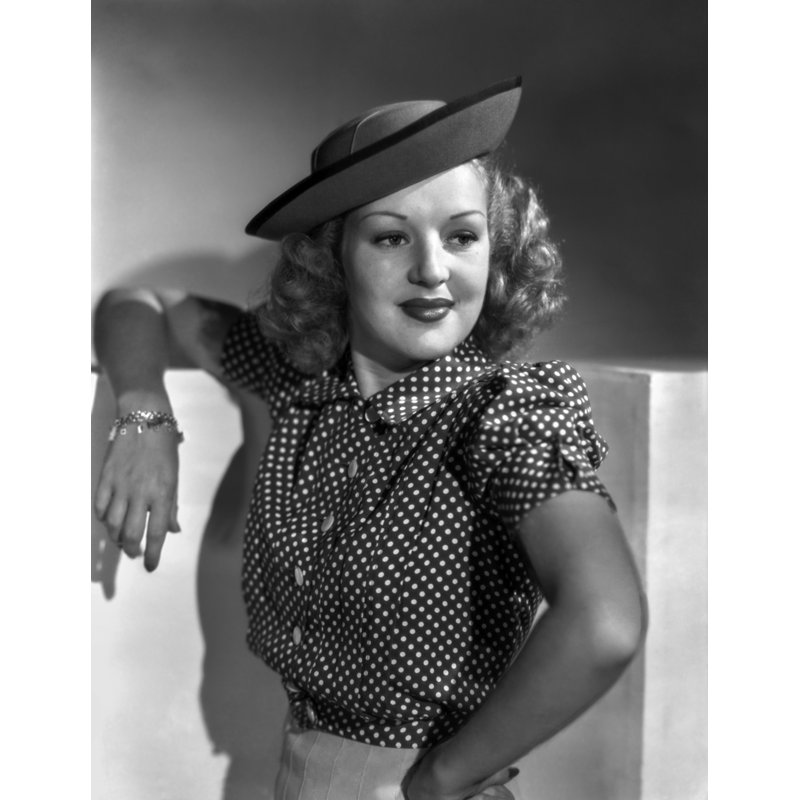 Sourire, Betty Grable, regardant ailleurs - photographie sans cadre, H 10 po x l 8 po