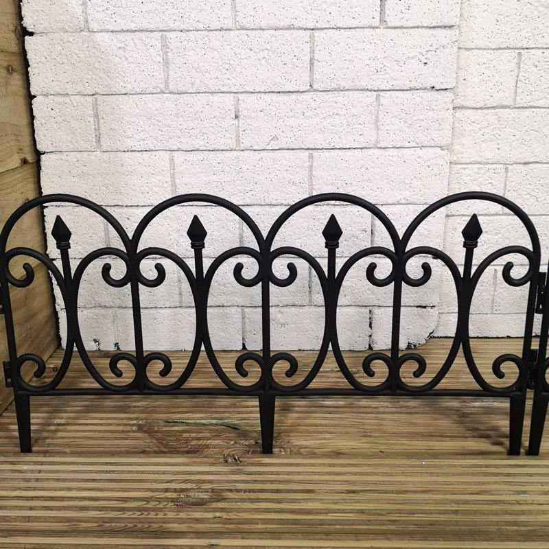 Samuel Alexander 23 cm H x 23 cm W Plastic Lawn Edging Fencing with 6 Panel(s) Included