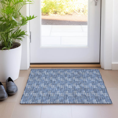 Tapis bleu marine de qualité supérieure lavable à la machine Prisco