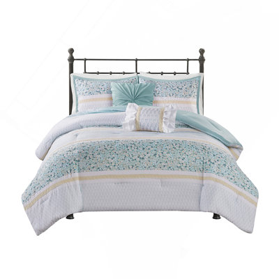 5-Piece Comforter Set King/Cal King / Cal King / King Size, King/Cal King Seersucker With Throw Pillows, Floral Design & Hypoallergenic Filling
