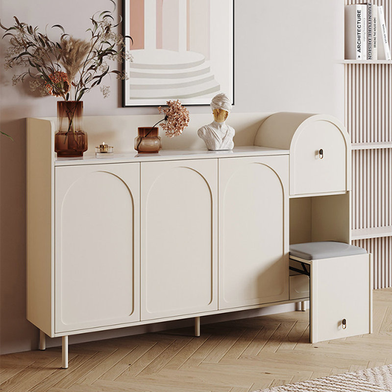 Armoire à chaussures de style français de style crème, H 42,91 po x l 62,99 po x P 13,78 po