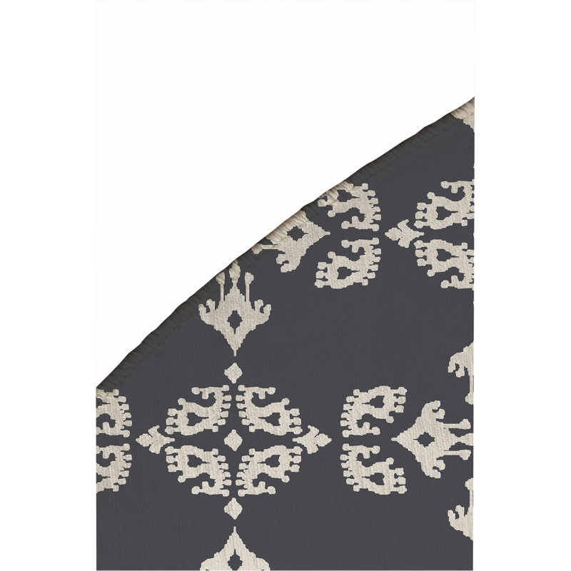 Cassia Area Rug, Round 5'