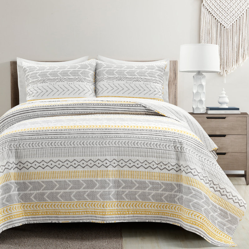  Reversible Contemporary 3 Piece Quilt Set, King