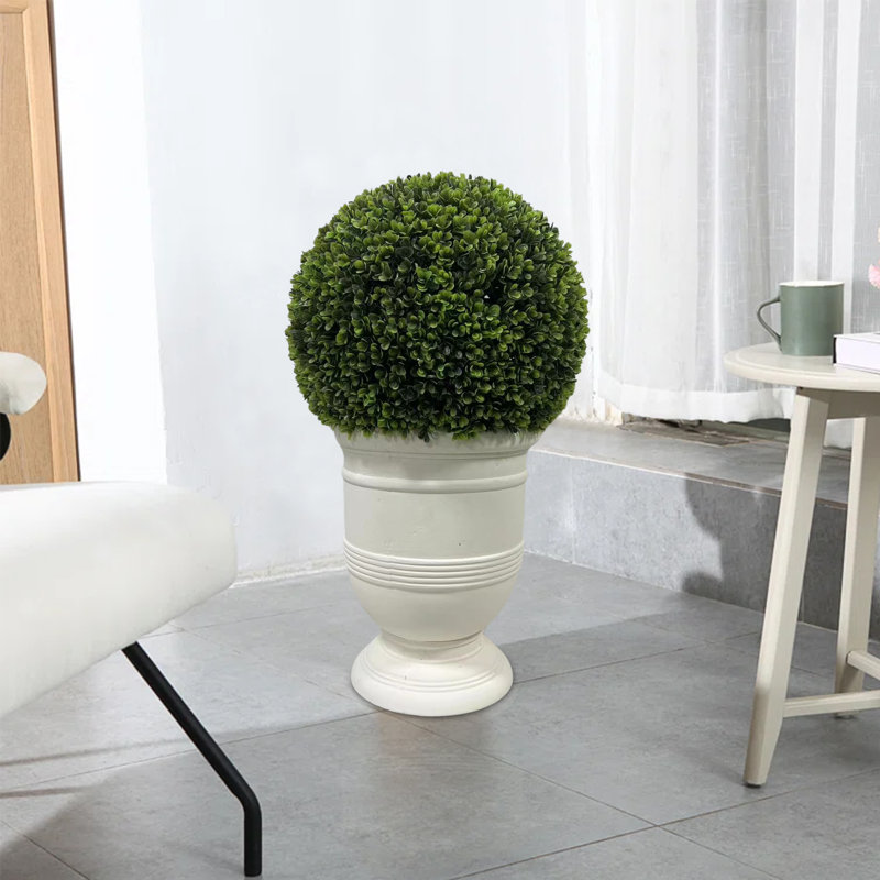 Topiaire 24 po Faux Eucalyptus