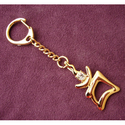Feng Shui Import 2'' W Gold Key Chain