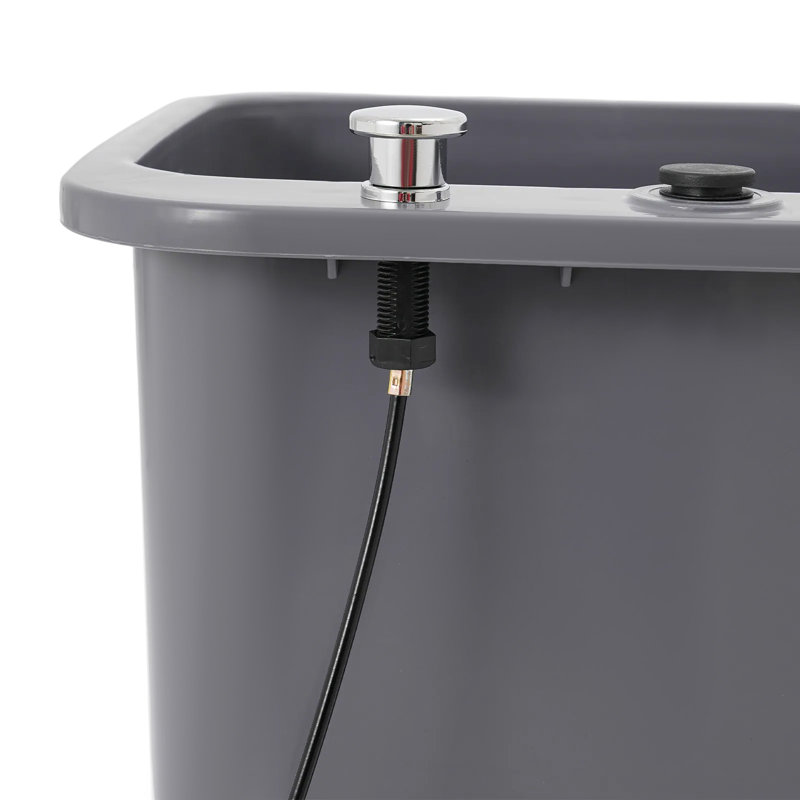 Lavabo portatif pour balai à plancher 15,75 po (P) * 15,75 po (H) * 19,88 po (H)