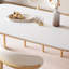 Table de salle à manger en ardoise de style crème-107658647