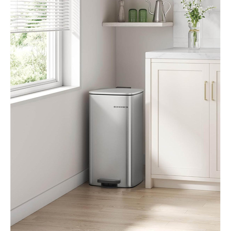 Step On Kitchen Trash Can - 30L, Metallic Silver