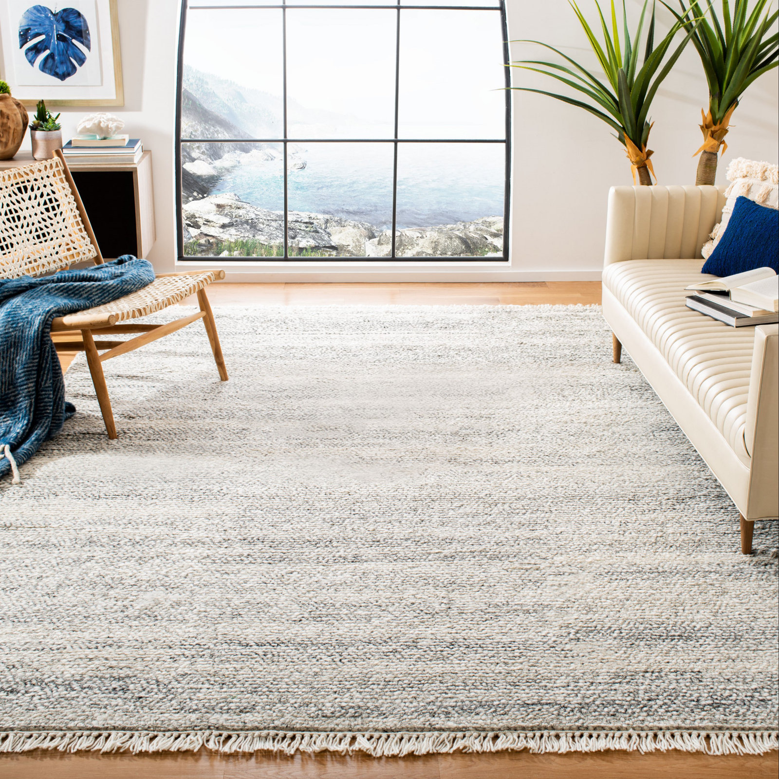 Wyly Light Gray Handmade Shag Wool Rug, Rectangle 5' x 8'