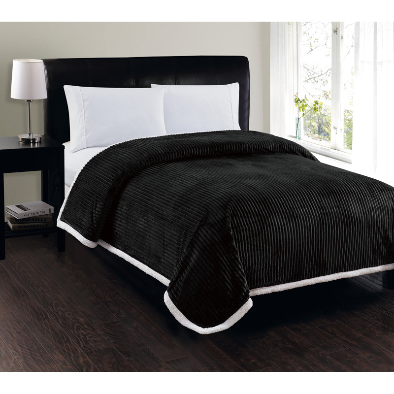Couverture Neubert Micro Sherpa Ultra Plus, Noir, Grand