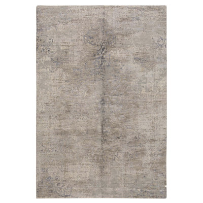 Hand Knotted Area Rug in Multi