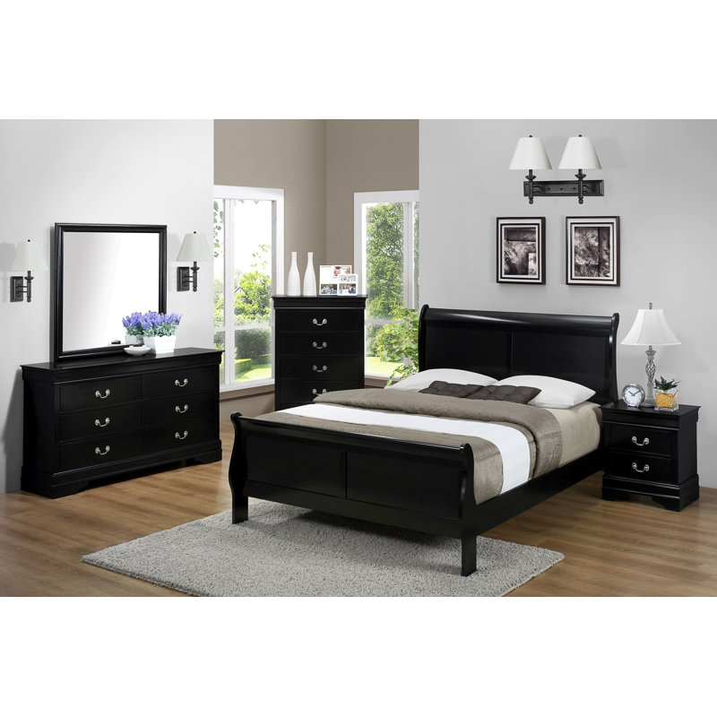 Julianis 4-1_Norah Sleigh Bedroom Set, Full, Cherry
