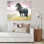 Cheval noir dans un champ - reproduction sur toile-67394963-67394966