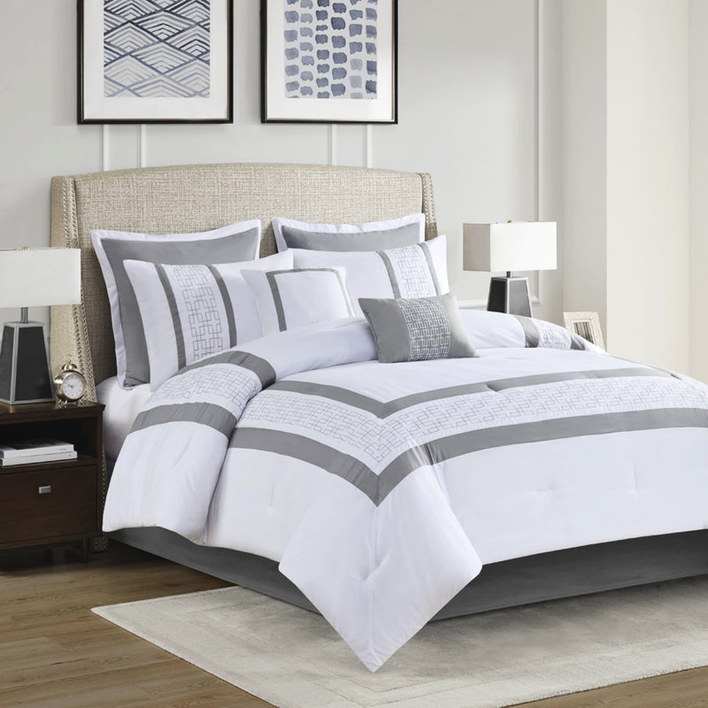 Grand édredon brodé 8 pièces - La literie blanche et grise de style hôtel comprend un édredon, des taies décoratives et des coussins décoratifs européens