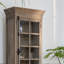 Image couleur solide + bois manufacturé + vitrines