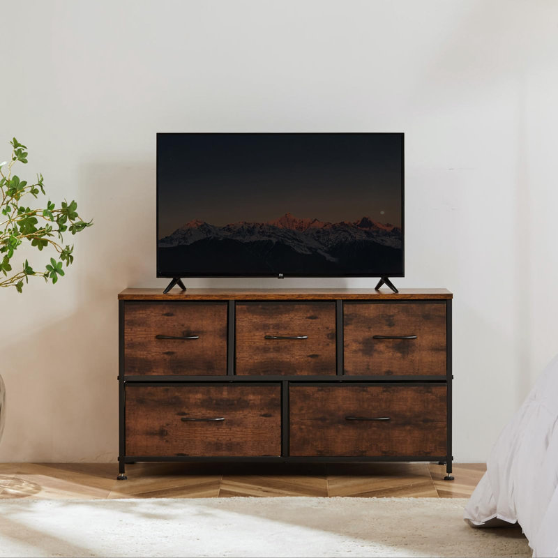 Bengkulu 37.99'' W 5 - Drawer Dresser, Brown
