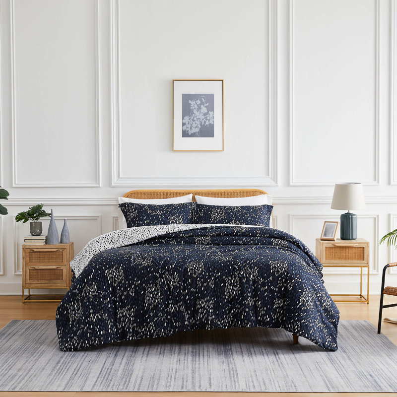 Adamson Botanical Leaves Down Alternative Reversible Comforter Set, Full/Queen Comforter + 2 Standard Shams, Blue