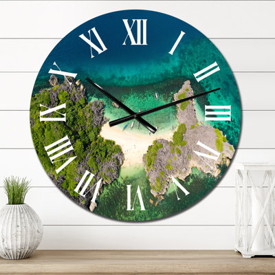 Horloge murale surdimensionnée