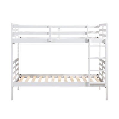 Lit simple au-dessus d'un lit superposé, finition blanche, construction en bois, garde-corps, pas de fondation, rails classiques sur le dessus du lit supérieur, conception, lattes pour les deux lits, espaces de couchage partagés