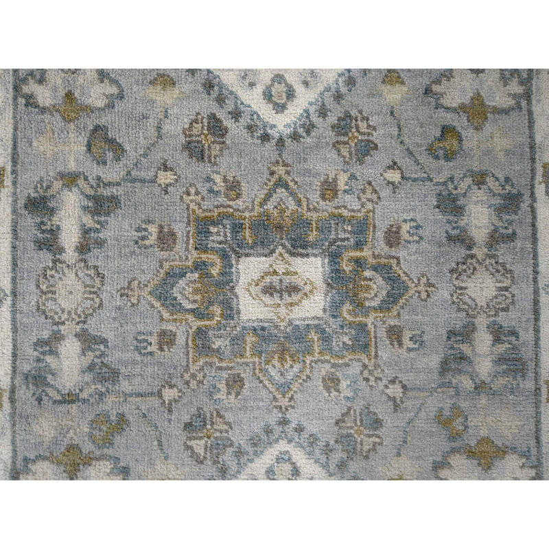 Tapis de couloir gris en laine noué à la main 2 pi 8 po x 8 pi A4520629AD35407C902EC58130352C48