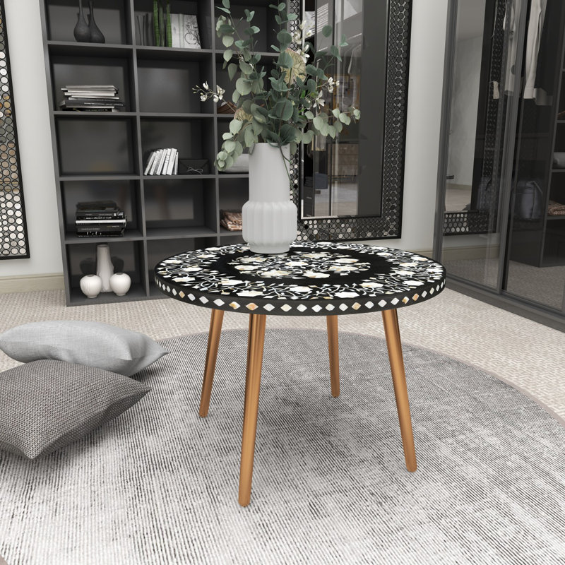 Table basse à 4 pieds