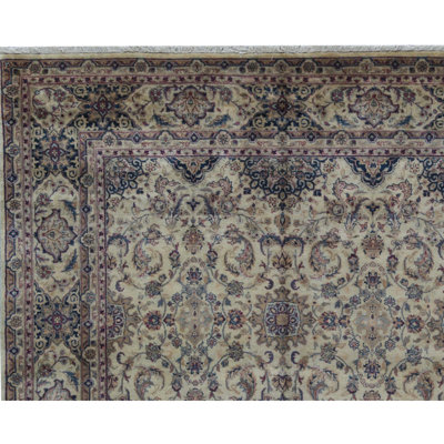 Lamani Wool Oriental Indoor Rug