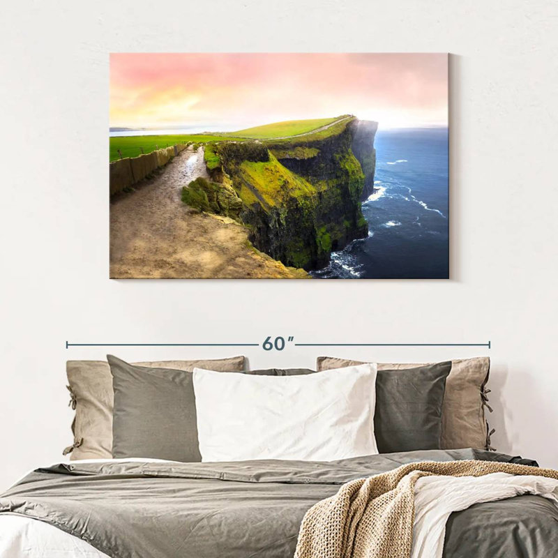 Nicci Twilight Cliffs, 32" H x 48" W