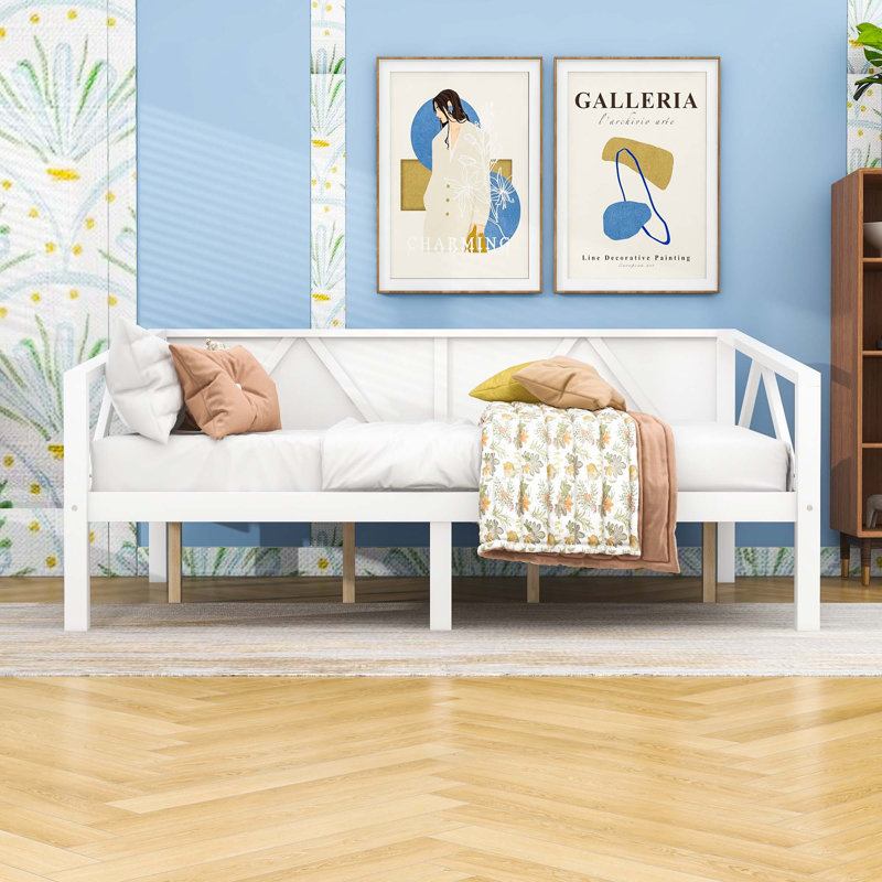 Wood Daybed with Elegant Design and Additional Storage Space, Full/Double, White