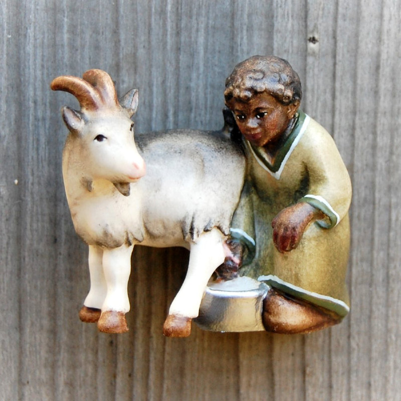 Fulford Figurines & Sculptures, 19cm H x 5cm W x 5cm D