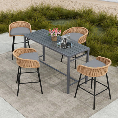 4 - Person Rectangular Outdoor Dining Set With Cushions