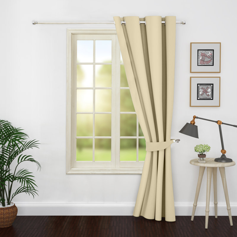 Rideau simple obscurcissant et isolant avec œillets, l 46 po x L 63 po, Champagne