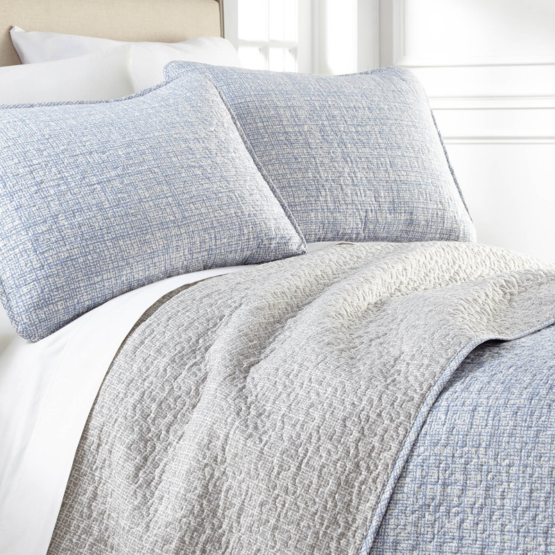 Rines Polyester Geometric Shapes Quilt, King/California King Quilt + 2 Shams