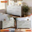 Table de chevet et commode-123386542
