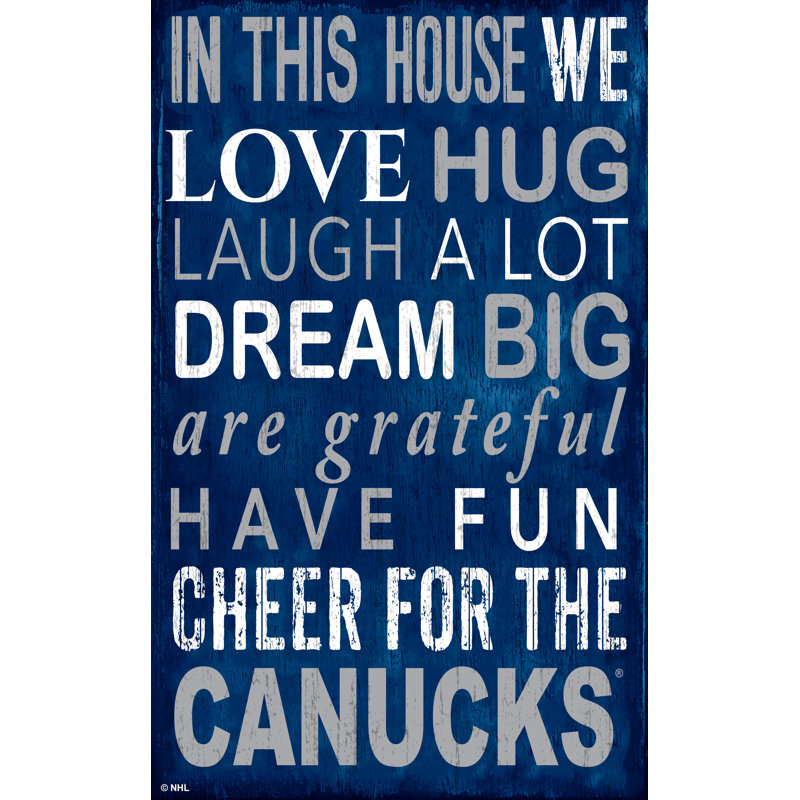 Traditional Entertainment Wall Decor