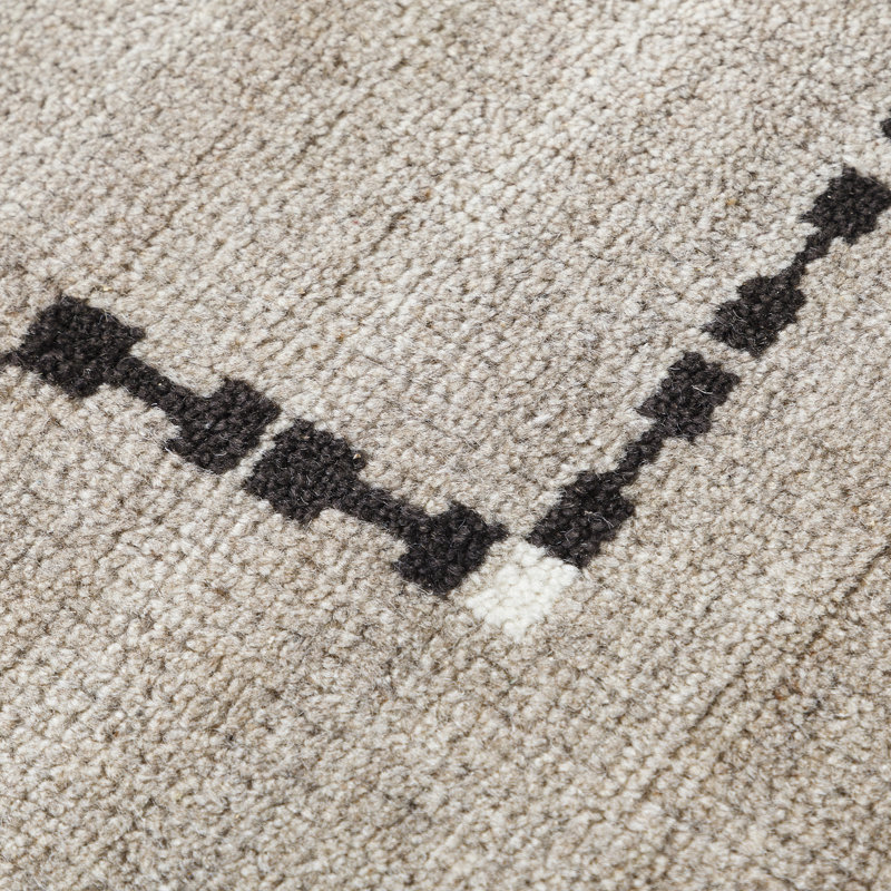 Sana Rug: Decorator Hand Knotted Rug in Natural/Black, Rectangle 5' x 8'